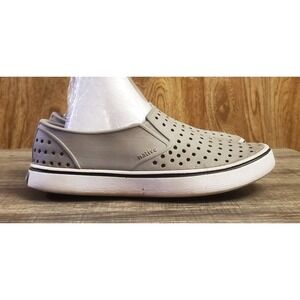 Native Miles Slip On Water Shoes Youth Size J2 Gray